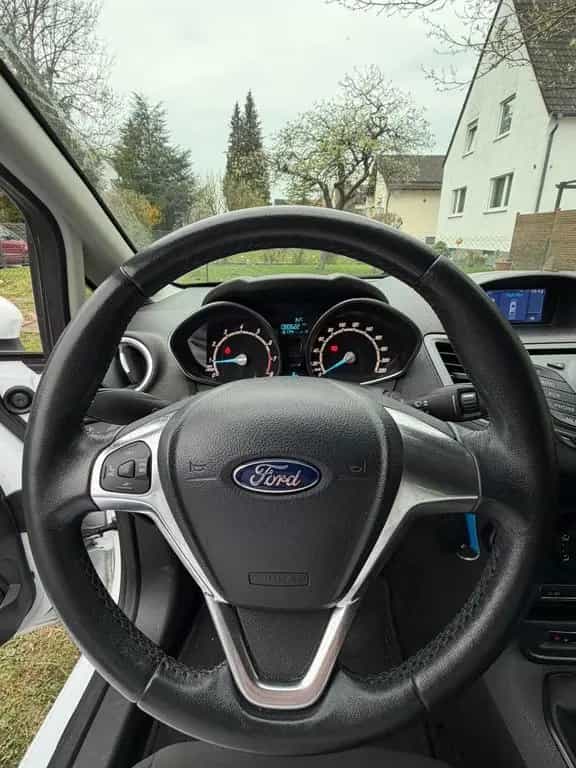 Ford Fiesta Celebration Garantie 12 Monate 12/2016-photo-13