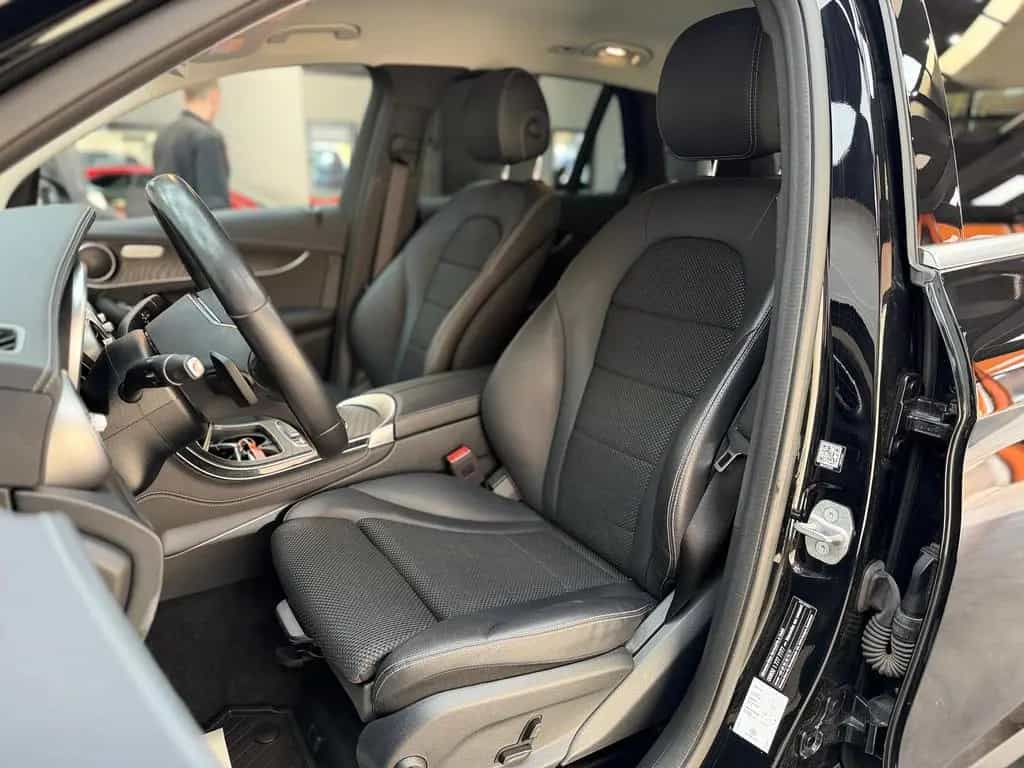 Mercedes-Benz GLC-Class 400 d 4Matic |STDHZG|HUD|AHK|LED|KEYLESS|LM 03/2020-photo-12
