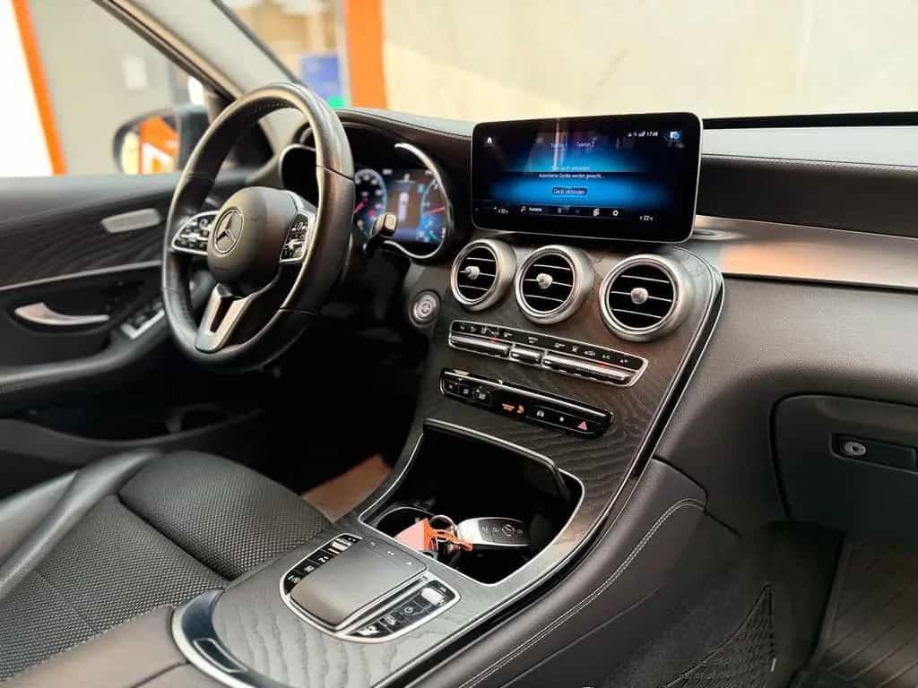 Mercedes-Benz GLC-Class 400 d 4Matic |STDHZG|HUD|AHK|LED|KEYLESS|LM 03/2020-photo-20