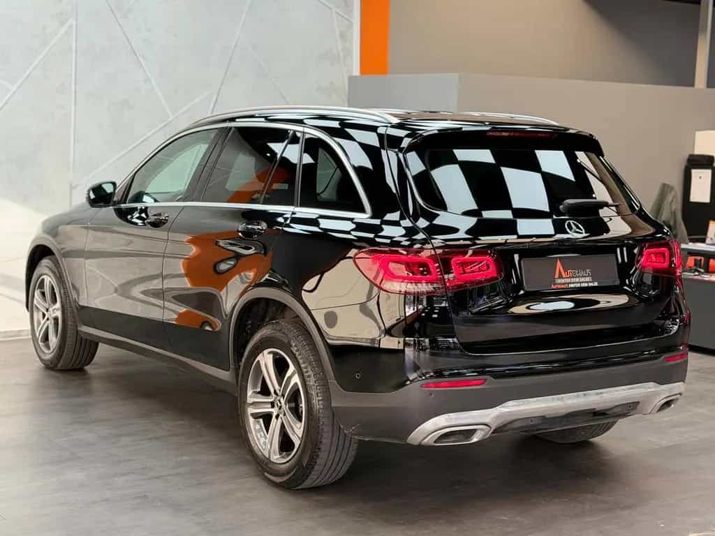 Mercedes-Benz GLC-Class 400 d 4Matic |STDHZG|HUD|AHK|LED|KEYLESS|LM 03/2020-photo-4