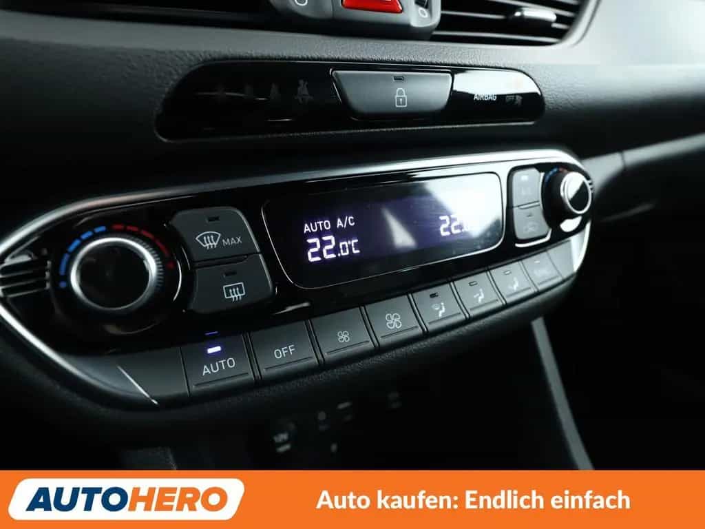 Hyundai i30 2.0 TGDI N Performance*NAVI*LED*TEMPO*CAM* 11/2019-photo-22