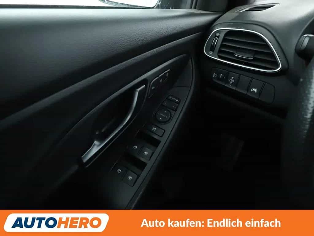 Hyundai i30 2.0 TGDI N Performance*NAVI*LED*TEMPO*CAM* 11/2019-photo-24