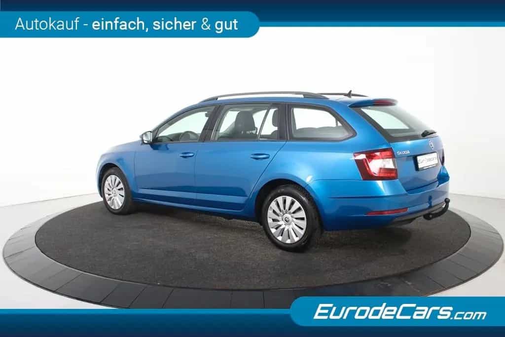 Skoda Octavia Combi *1.Hand*Navi*Park ass.*AHK* 12/2020-photo-19