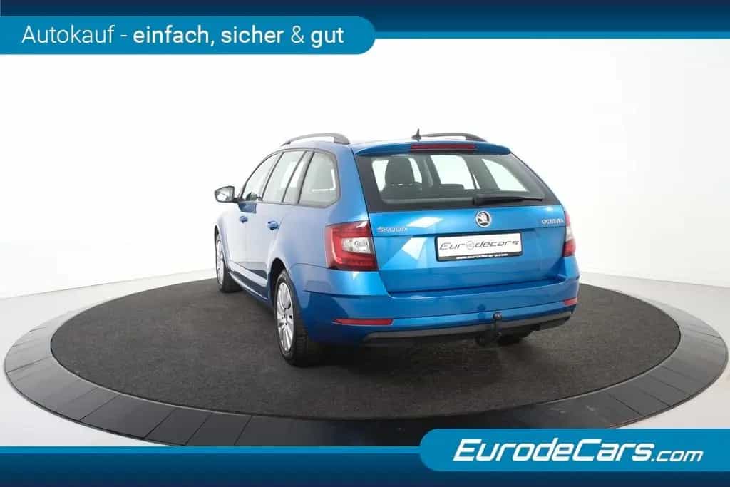 Skoda Octavia Combi *1.Hand*Navi*Park ass.*AHK* 12/2020-photo-5