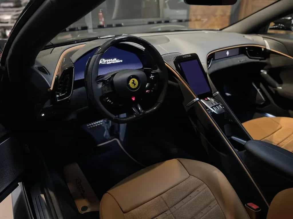 Ferrari Roma SPIDER Dayt Display MagRide 2025 Sportpaket 05/2025-photo-15