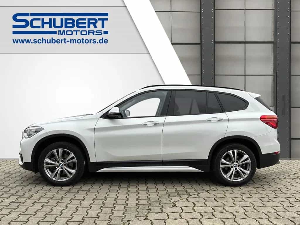 BMW X1 xDrive20d SPORTLINE HUD AHK ACC RFK KOMFZG 10/2019-photo-1