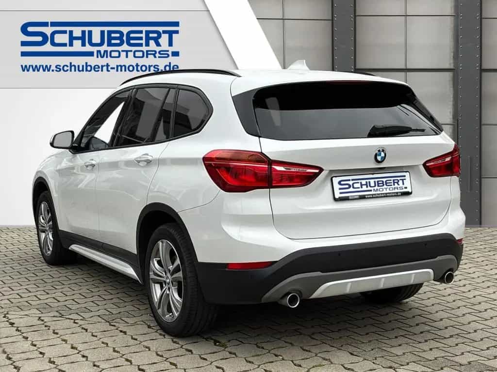 BMW X1 xDrive20d SPORTLINE HUD AHK ACC RFK KOMFZG 10/2019-photo-2