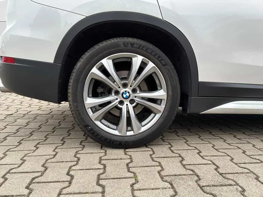 BMW X1 xDrive20d SPORTLINE HUD AHK ACC RFK KOMFZG 10/2019-photo-3