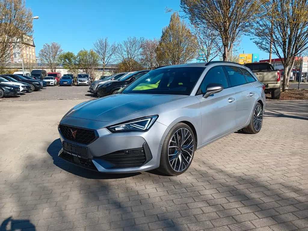 Cupra Leon Sportstourer VZ 4Drive AHZV Klima Kamera 07/2022-photo-0