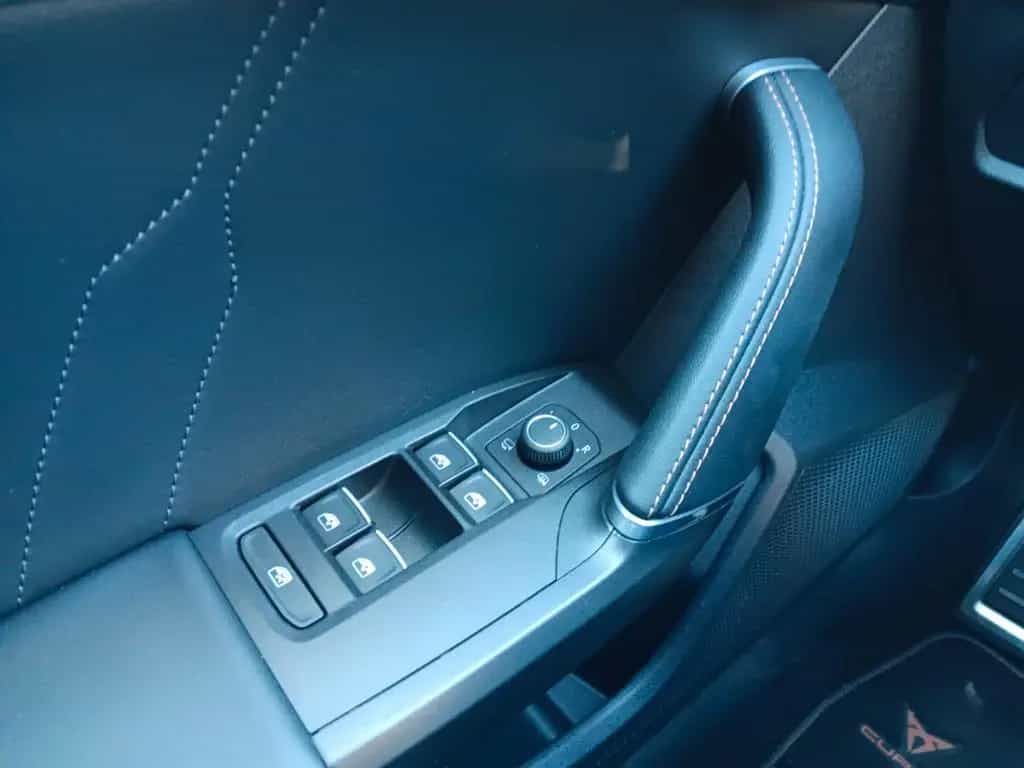 Cupra Leon Sportstourer VZ 4Drive AHZV Klima Kamera 07/2022-photo-17