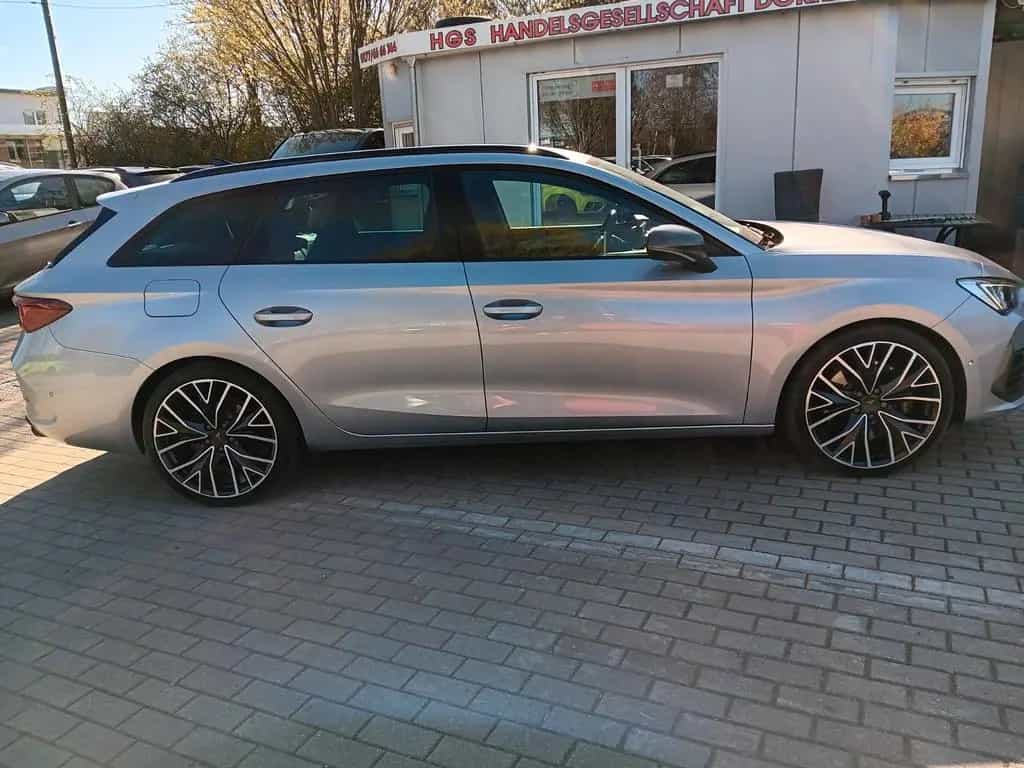 Cupra Leon Sportstourer VZ 4Drive AHZV Klima Kamera 07/2022-photo-2