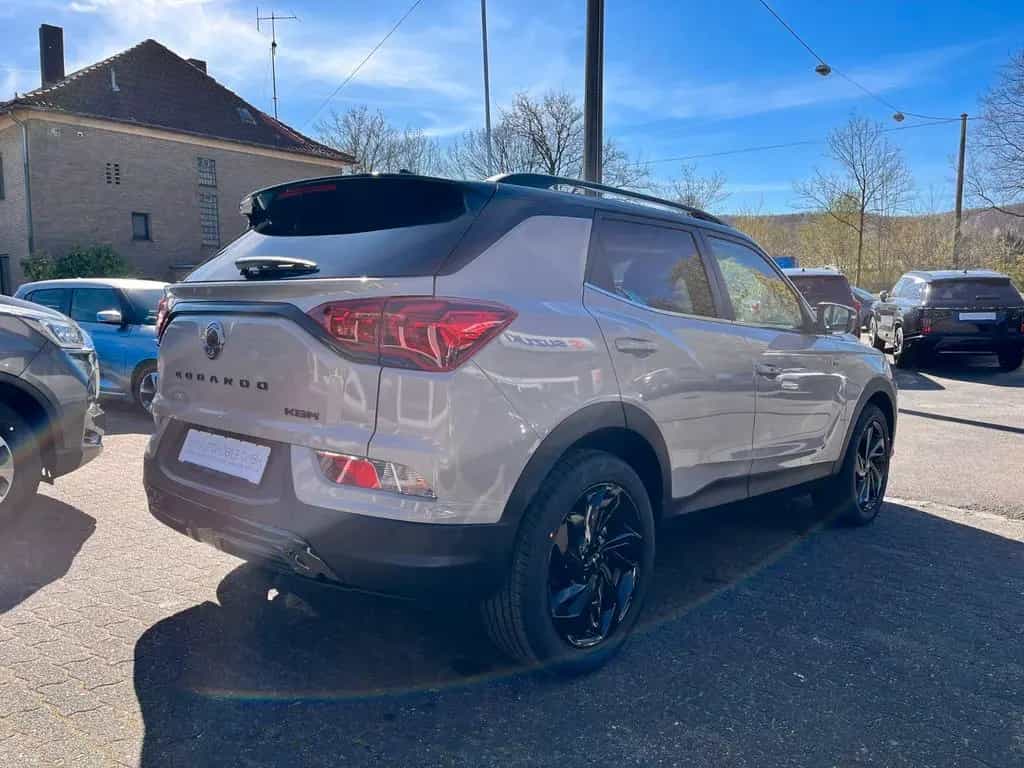 KGM Korando 1.5 T-GDI Nomad Plus Automatik null-photo-1