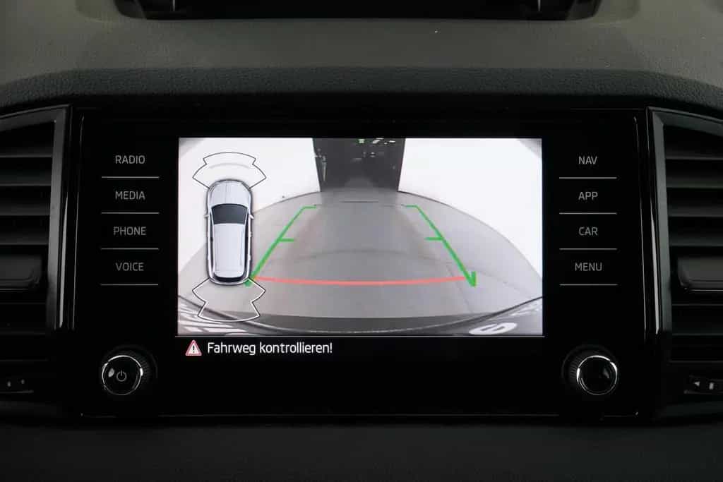 Skoda Karoq SPORTLINE 1.5TSI DSG 1.HAND MATRIX-LED uvm 09/2023-photo-25