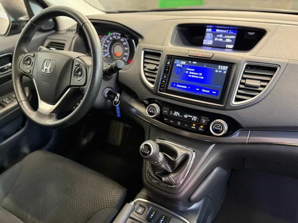 Honda CR-V Elegance 5 J. Garantie DAB KAMERA PDC TEMPO 11/2017-photo-21