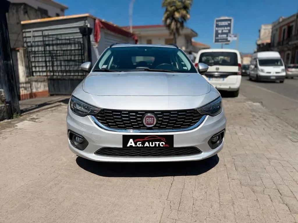 Fiat Tipo 1.6 MJT 120CV S&S SW LOUNGE 03/2018-photo-1