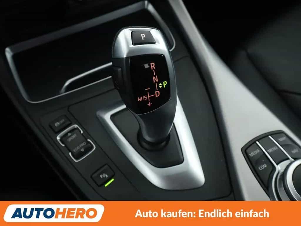BMW 1 Series 118i Advantage Aut.*NAVI*LED*TEMPO*PDC*SHZ*ALU* 06/2019-photo-24