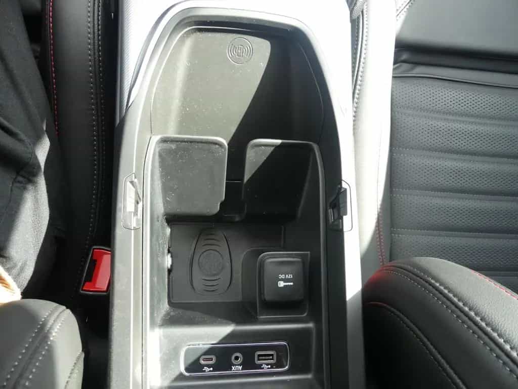 Alfa Romeo Giulia COMPETIZIONE 2.0 TURBO 16V 280 PS AT8 Q4 10/2023-photo-26