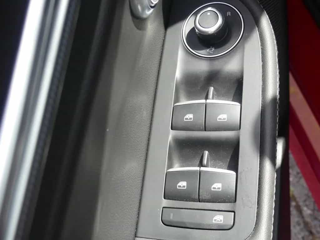 Alfa Romeo Giulia COMPETIZIONE 2.0 TURBO 16V 280 PS AT8 Q4 10/2023-photo-29