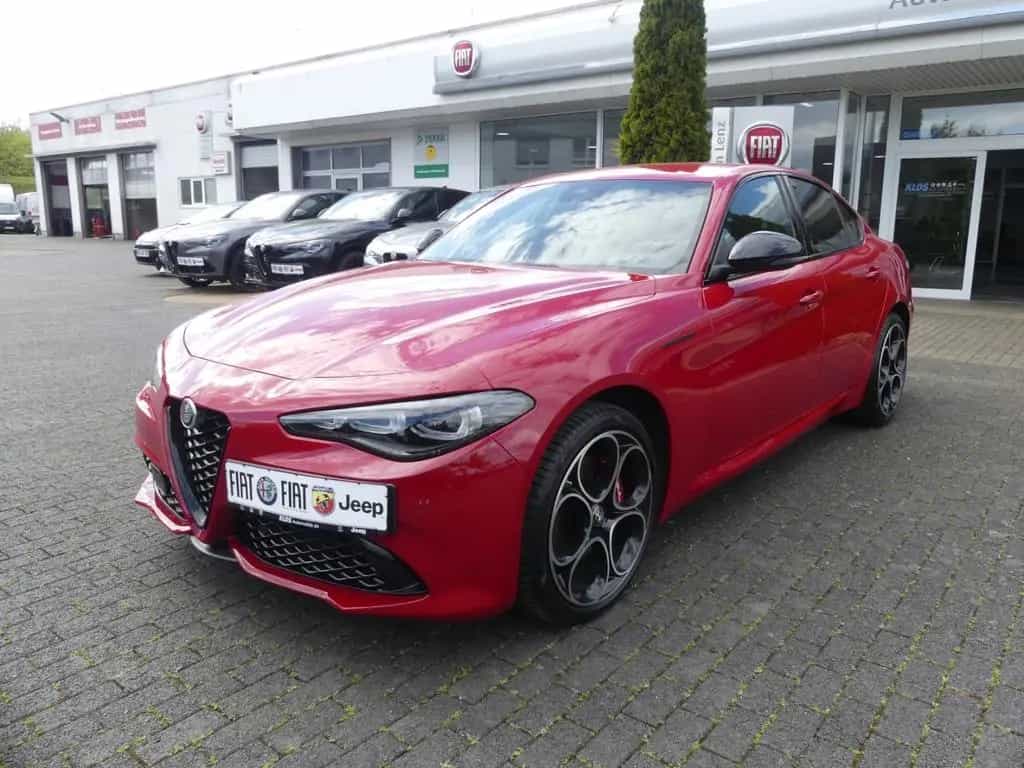 Alfa Romeo Giulia COMPETIZIONE 2.0 TURBO 16V 280 PS AT8 Q4 10/2023-photo-6
