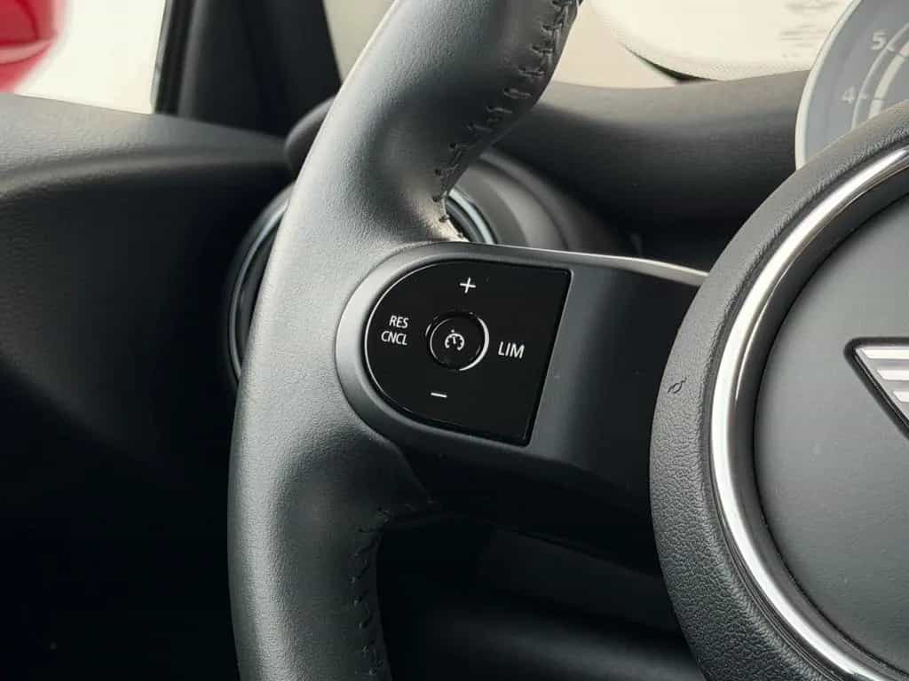 MINI Classic Trim KAMERA*Aut.*TEMP*A/C*Shz* 12/2022-photo-12