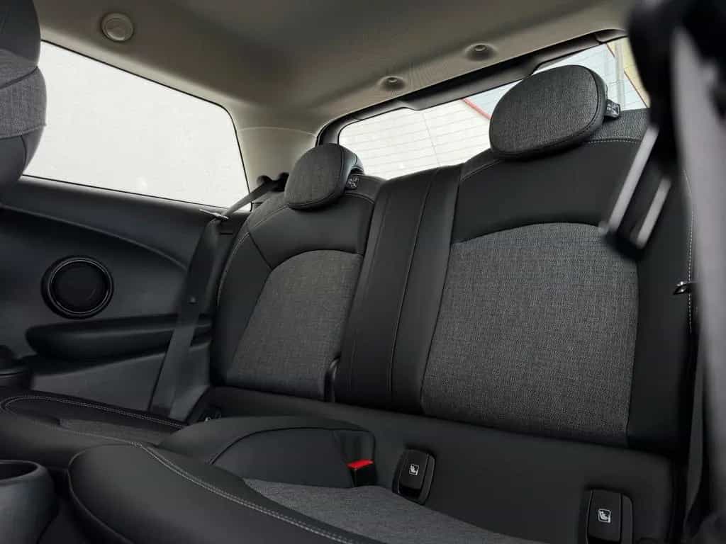 MINI Classic Trim KAMERA*Aut.*TEMP*A/C*Shz* 12/2022-photo-18
