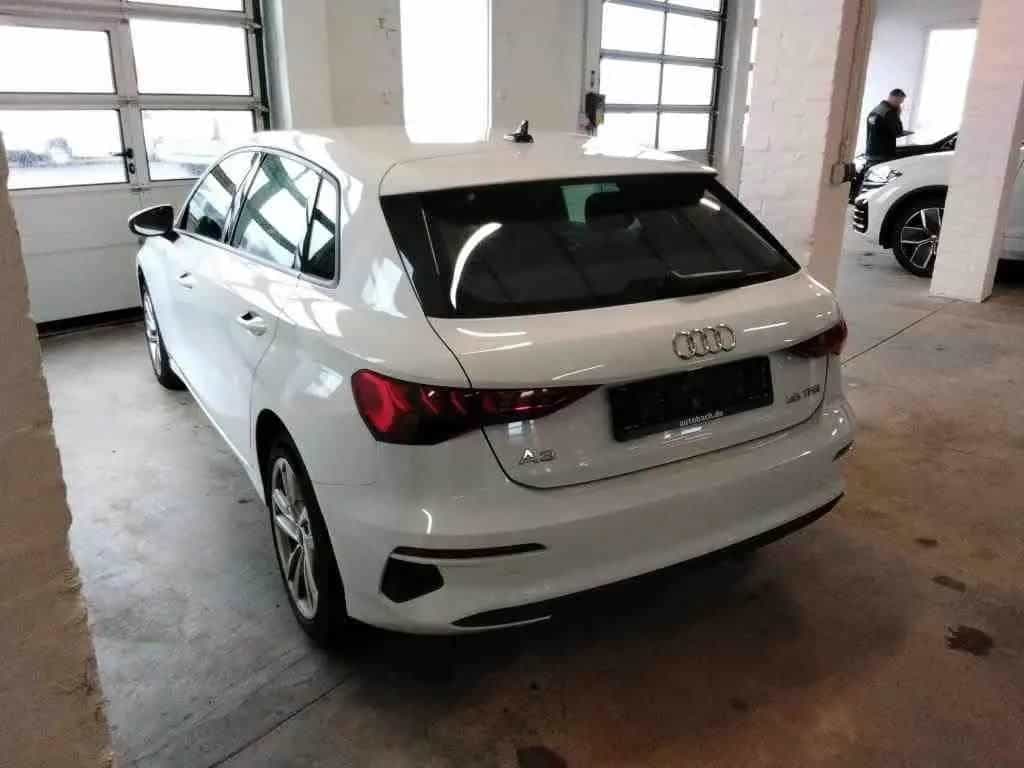 Audi A3 Sportback 35 TFSI LED*Virtual*Navi*Xenon*AHK 03/2023-photo-4