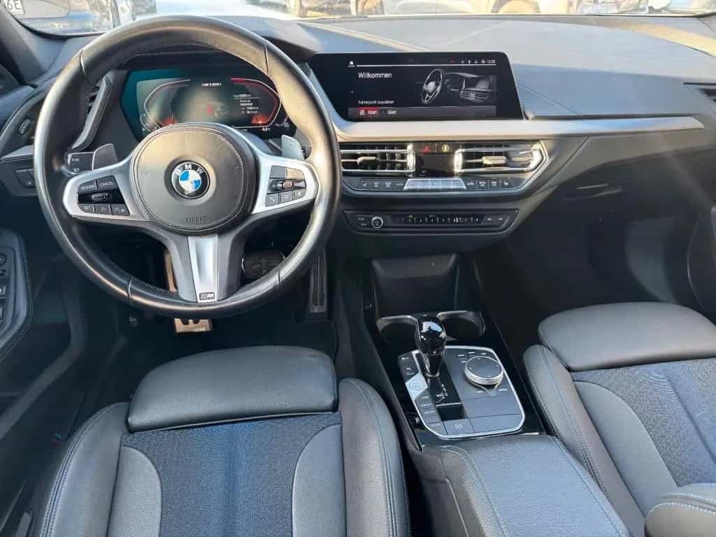 BMW M135 i xDrive 07/2021-photo-10