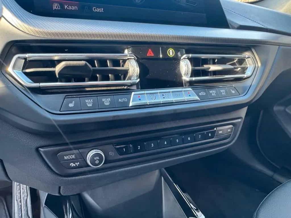 BMW M135 i xDrive 07/2021-photo-19