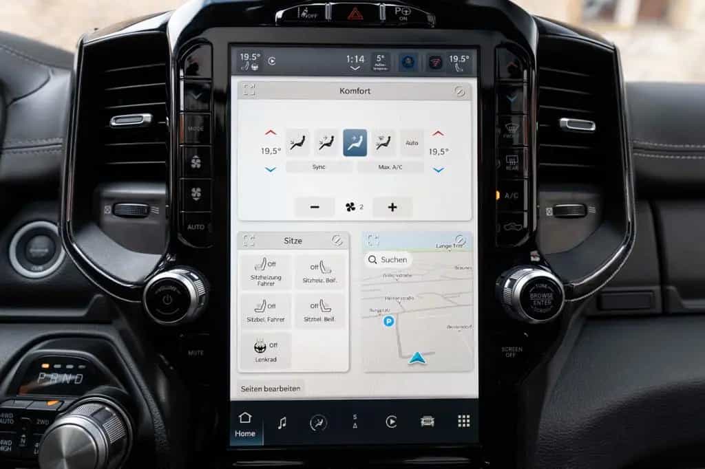 Dodge RAM 5,7L Laramie CC 4X4 360° LED CARPLAY LPG AHK 11/2023-photo-34
