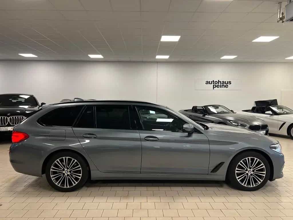 BMW 5 Series 520d xDrive Sport Line LC+/ParkAssist/DA+/Hi-Fi 08/2020-photo-10