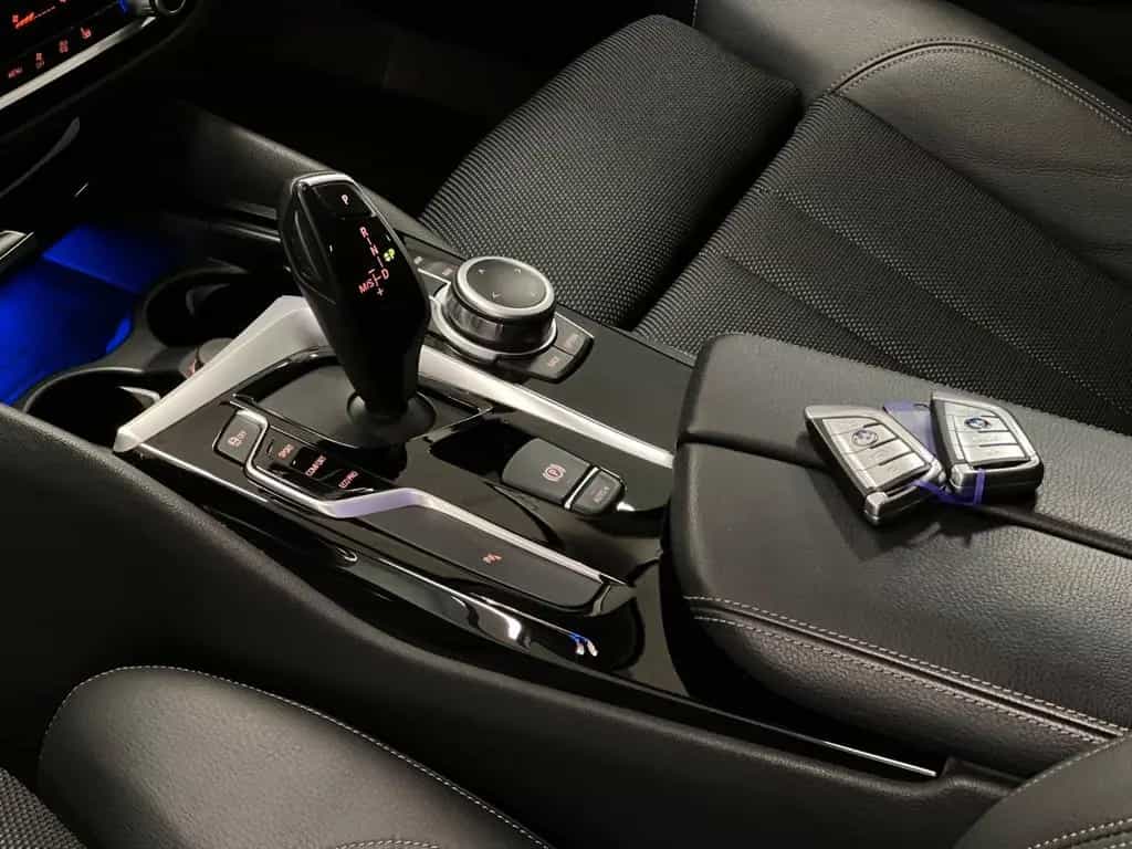 BMW 5 Series 520d xDrive Sport Line LC+/ParkAssist/DA+/Hi-Fi 08/2020-photo-18