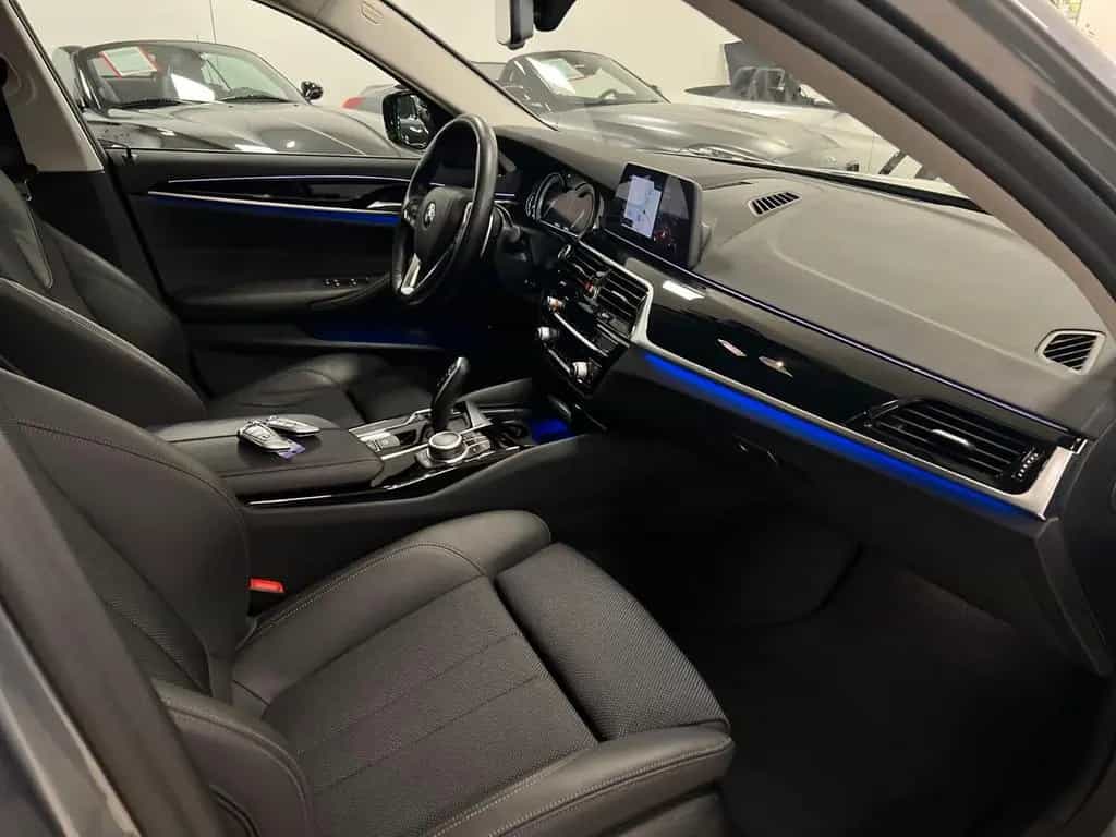 BMW 5 Series 520d xDrive Sport Line LC+/ParkAssist/DA+/Hi-Fi 08/2020-photo-25