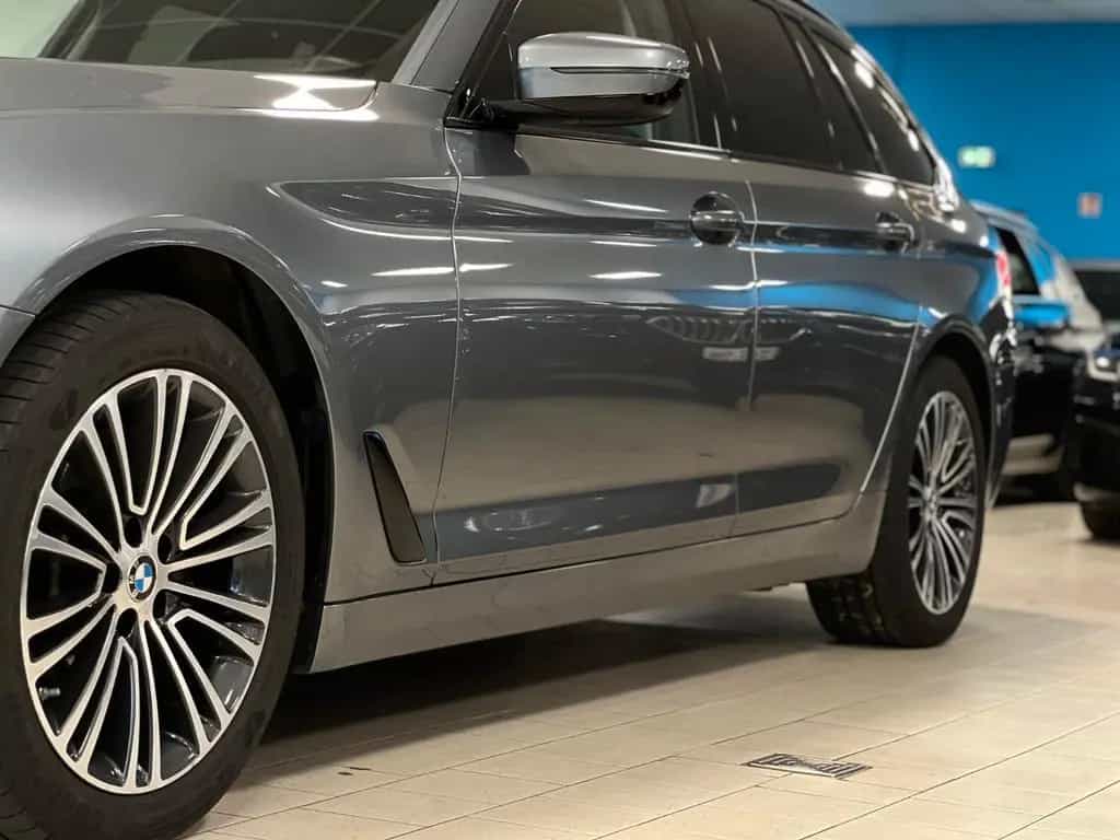 BMW 5 Series 520d xDrive Sport Line LC+/ParkAssist/DA+/Hi-Fi 08/2020-photo-28