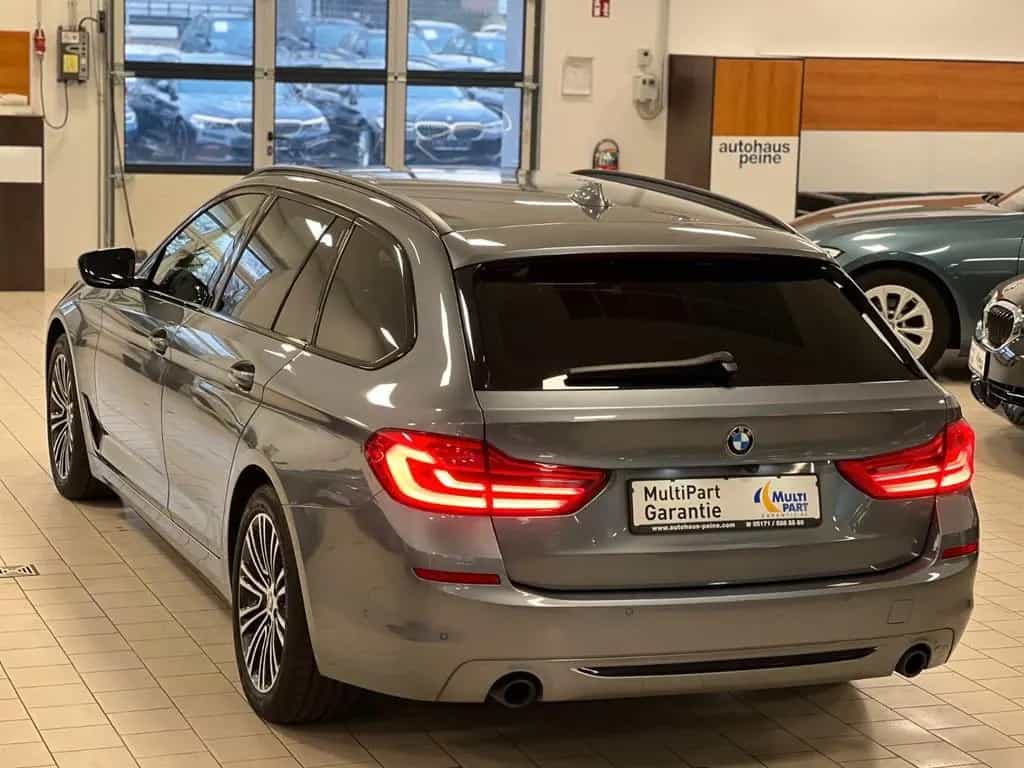 BMW 5 Series 520d xDrive Sport Line LC+/ParkAssist/DA+/Hi-Fi 08/2020-photo-7