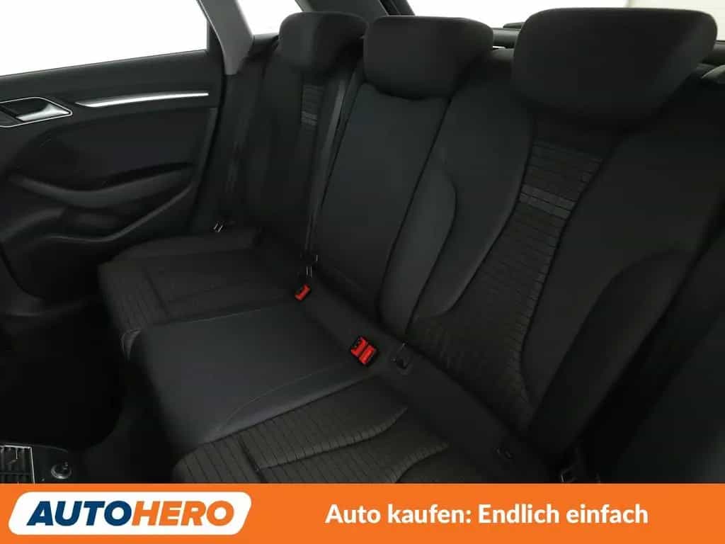Audi A3 Sportback 2.0 TFSI quattro Sport Aut.*AHK*NAV 07/2018-photo-13
