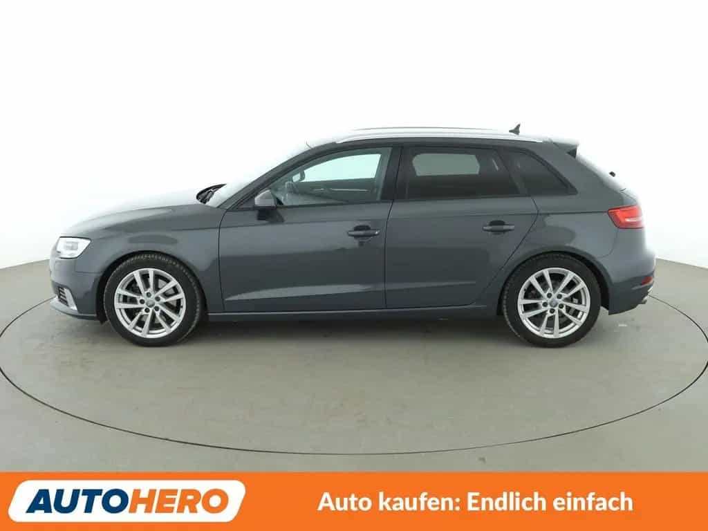 Audi A3 Sportback 2.0 TFSI quattro Sport Aut.*AHK*NAV 07/2018-photo-2