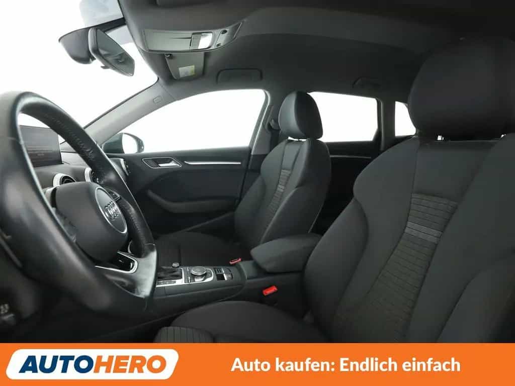 Audi A3 Sportback 2.0 TFSI quattro Sport Aut.*AHK*NAV 07/2018-photo-9