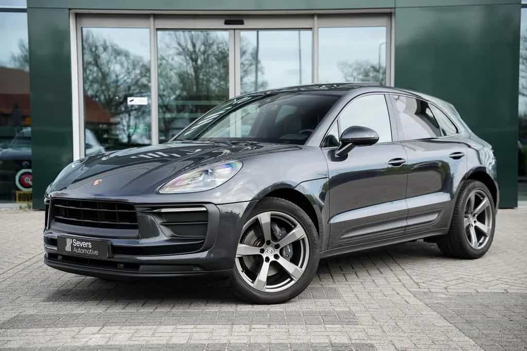 Porsche Macan 2.0 l luftfederung l Memory-pakket l licht 01/2022-photo-0