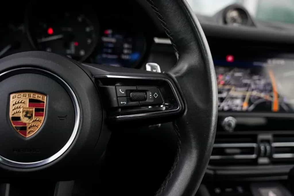 Porsche Macan 2.0 l luftfederung l Memory-pakket l licht 01/2022-photo-10