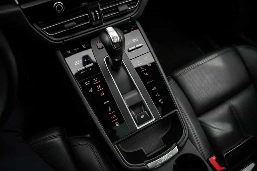 Porsche Macan 2.0 l luftfederung l Memory-pakket l licht 01/2022-photo-15