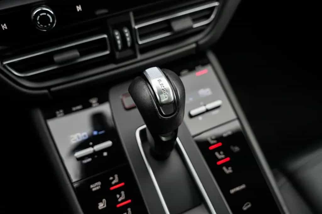 Porsche Macan 2.0 l luftfederung l Memory-pakket l licht 01/2022-photo-16