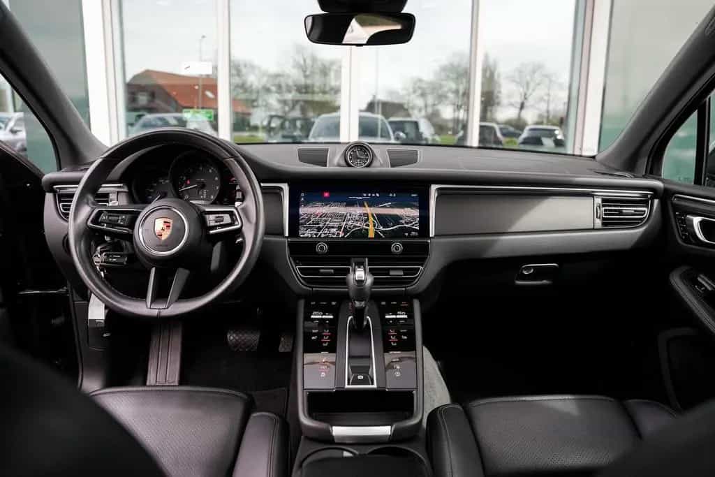 Porsche Macan 2.0 l luftfederung l Memory-pakket l licht 01/2022-photo-2