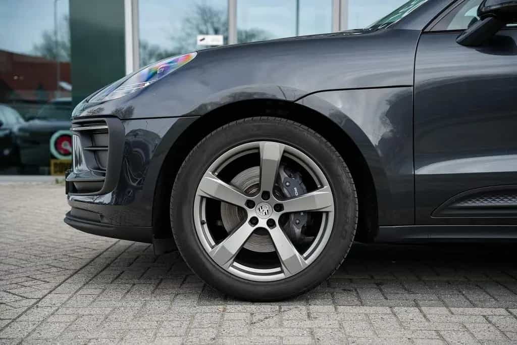 Porsche Macan 2.0 l luftfederung l Memory-pakket l licht 01/2022-photo-5