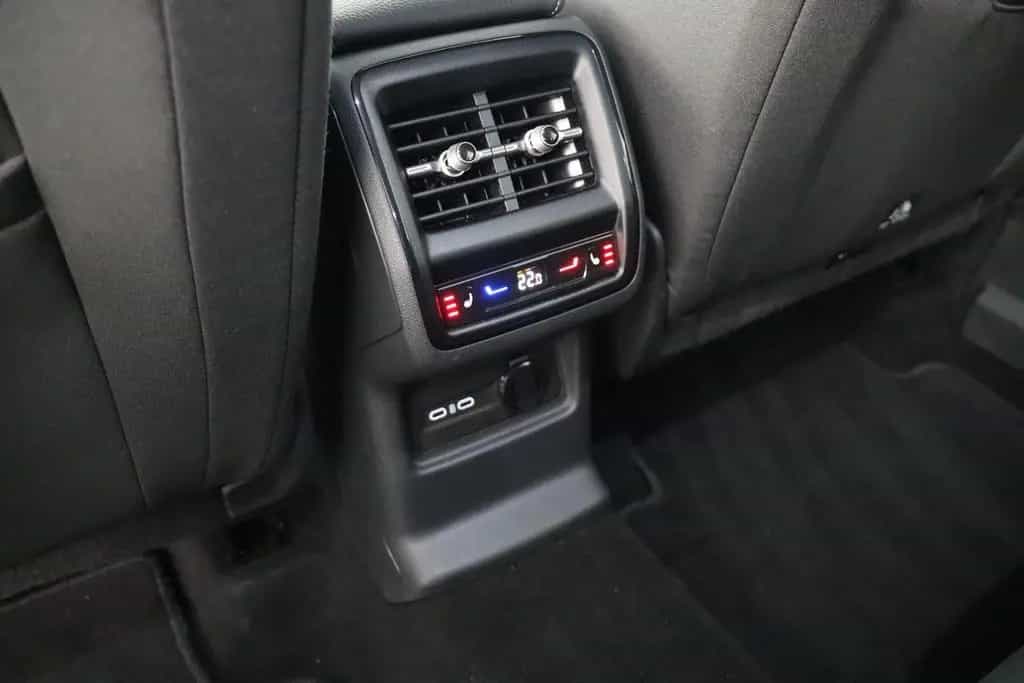 Skoda Kodiaq SELECTION 2.0TSI DSG 4x4 7-SITZE+ACCuvm 06/2025-photo-12