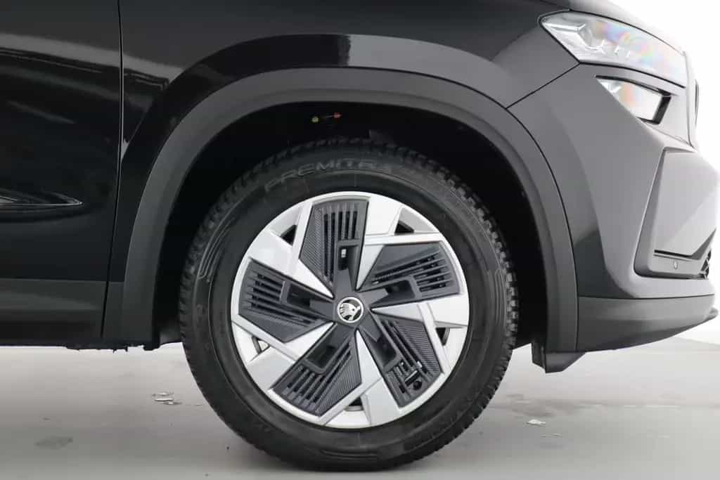 Skoda Kodiaq SELECTION 2.0TSI DSG 4x4 7-SITZE+ACCuvm 06/2025-photo-4