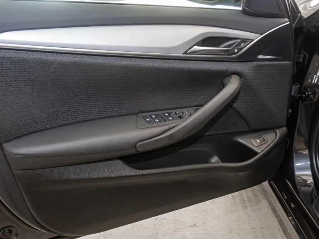 BMW 520 dTour.+AHK+Panorama+Navi+LED+RFK+eSitze+PDCv 08/2021-photo-5