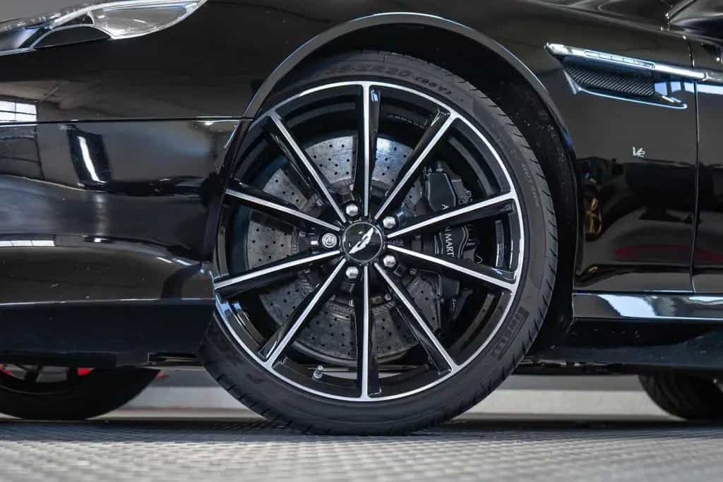Aston Martin DB9 GT Volante NAVI DAB GRA KAMERA 20" KERAMIK 03/2016-photo-2
