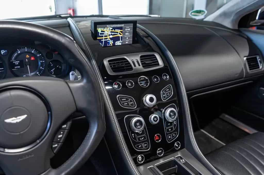 Aston Martin DB9 GT Volante NAVI DAB GRA KAMERA 20" KERAMIK 03/2016-photo-20