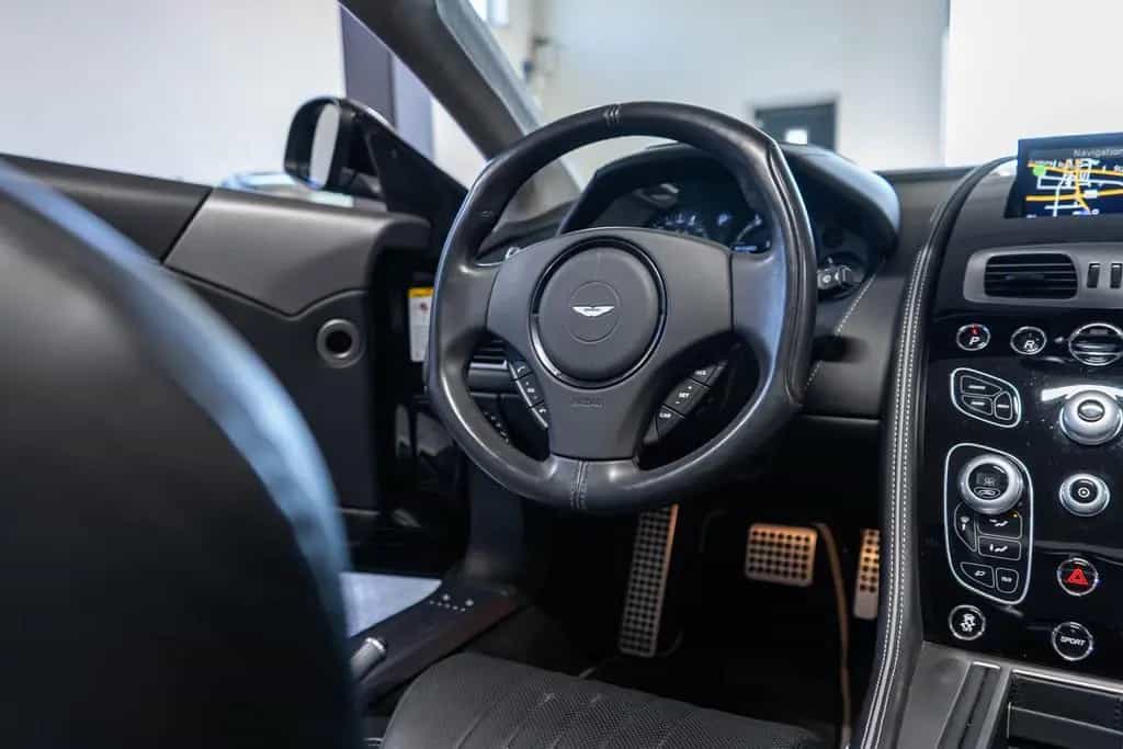 Aston Martin DB9 GT Volante NAVI DAB GRA KAMERA 20" KERAMIK 03/2016-photo-21