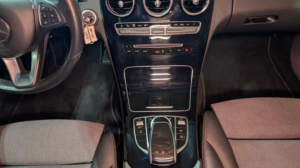 Mercedes-Benz C 180 T CGI*AUT*LED*AHK*Service neu*Garantie 12/2014-photo-19